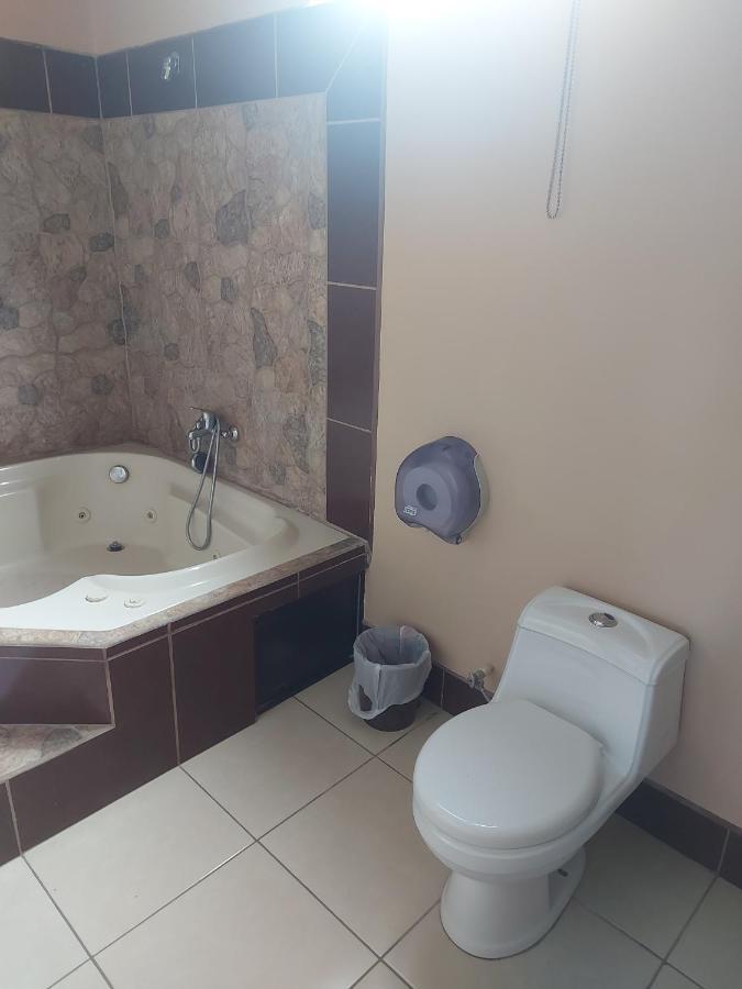 Hotel Torre Fuerte Венесия Экстерьер фото